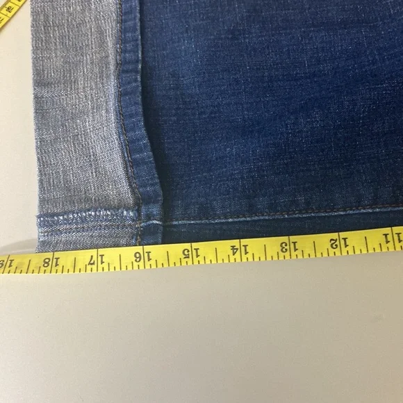 Levi’s 515 jean capri cuffed 5 pockets Size 8 - Picture 10 of 15